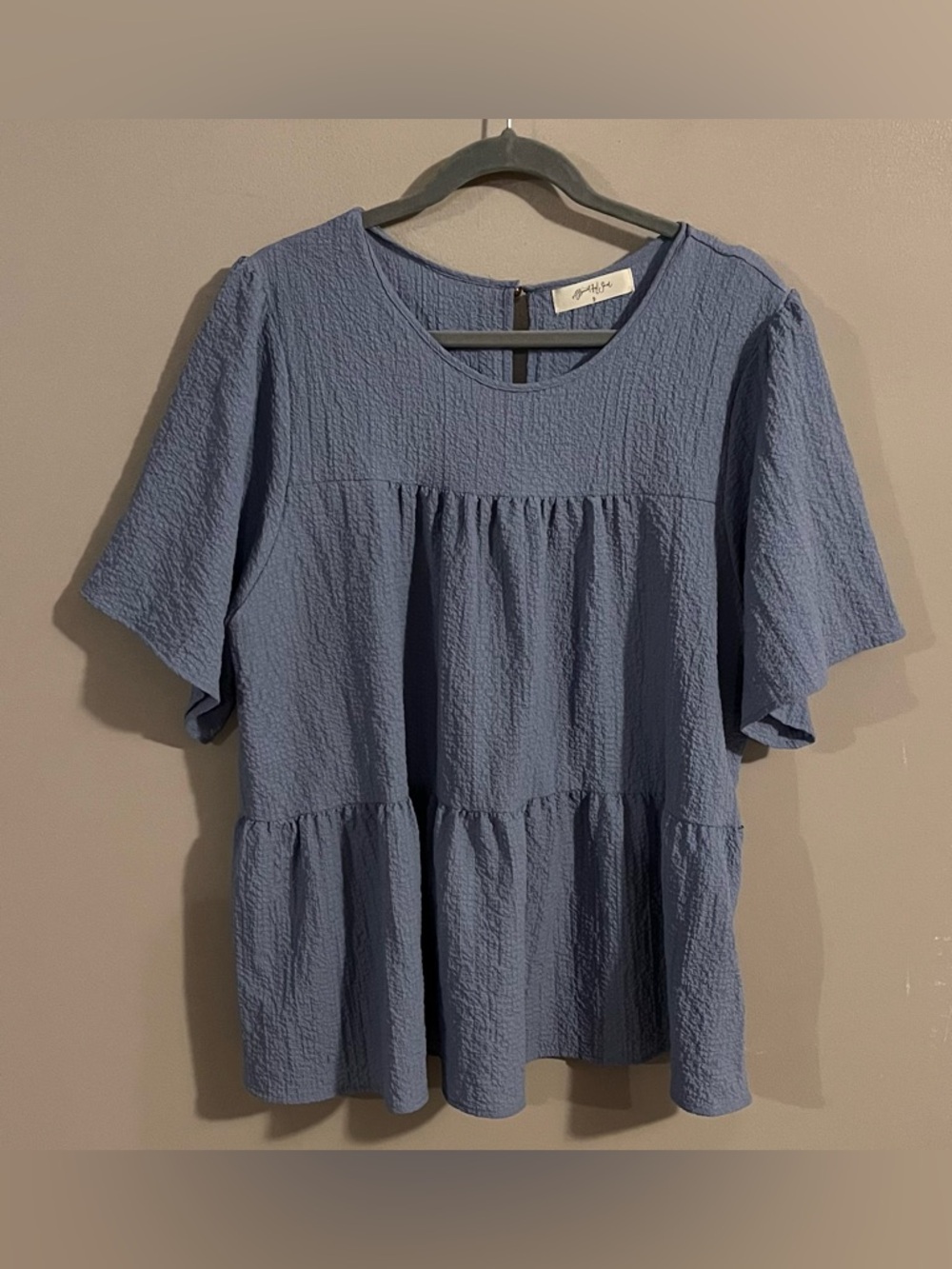 $6💙Bundled A Beautiful Soul Blouse